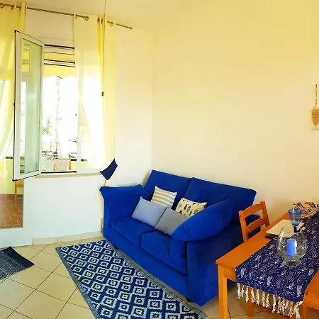 Pratoranieri Beach شقة
